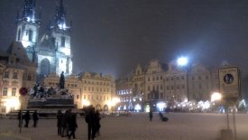 Snowy evening in Prague (photo: Source Fabricz)