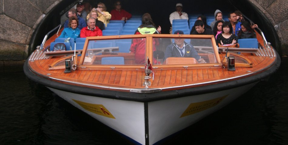 Source Fabric: Boat in Copenhagen canals