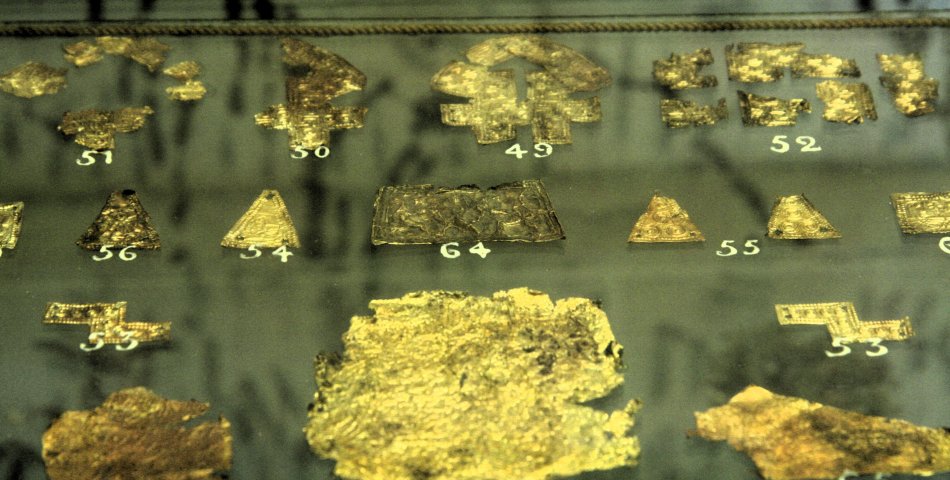 Source Fabrik: Golden fragments