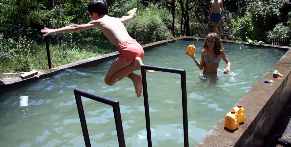 Source Fabrić: Do-it-yourself pool